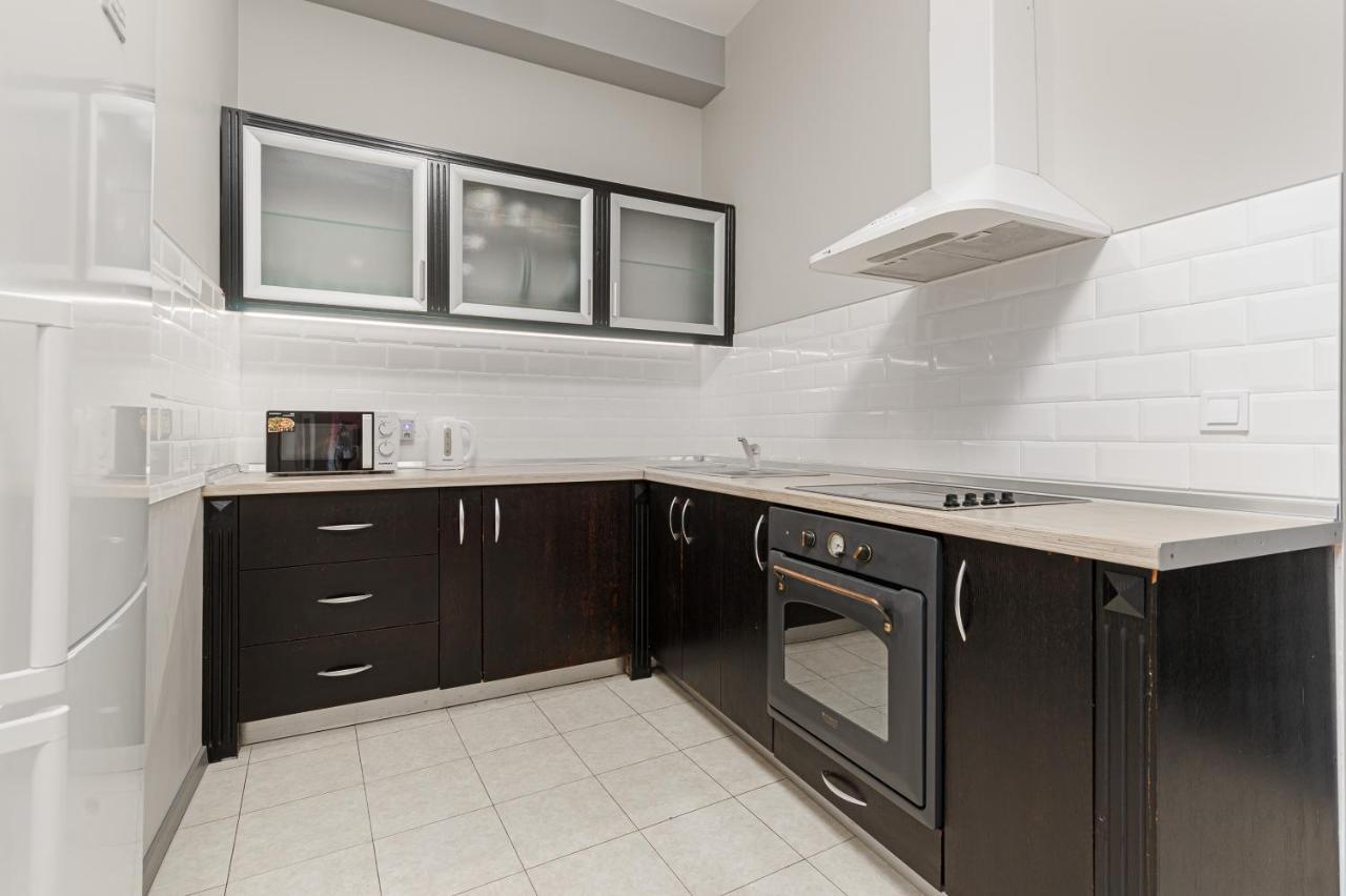 Arcadia Palace 2-Bedrooms Apartment With Terrace Oldenburg Bagian luar foto